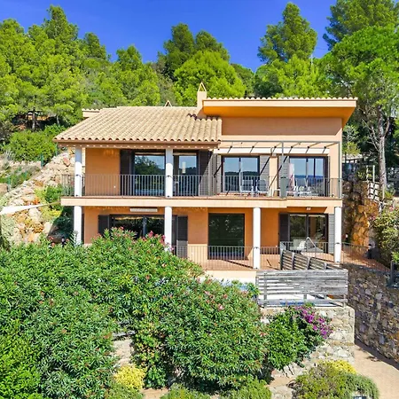 Filipinas Villa